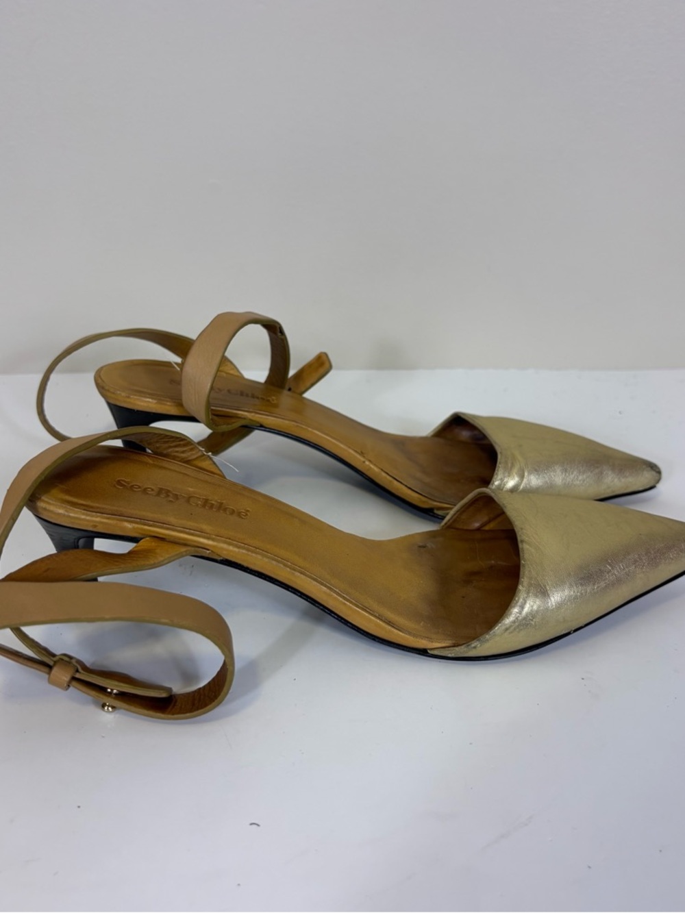 See by Chloé‎ Metallic Gold Leather Pointed-Toe Ankle Slingback Low Heel 7.5